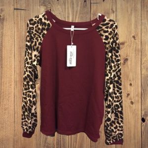 Leopard raglan tee NWT L & Xl